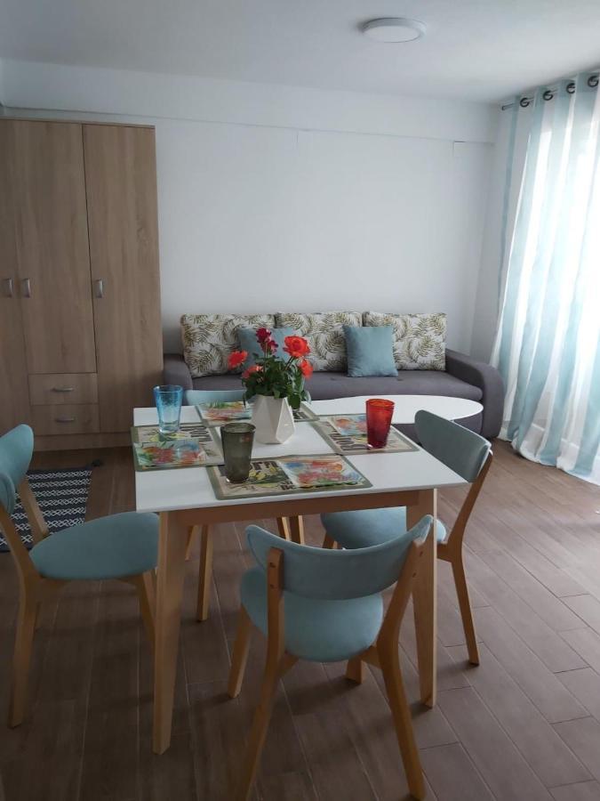 Apartments And Villas Janev Dojran エクステリア 写真